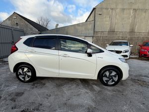 Honda Fit 2015 Leather Edition - Image 4