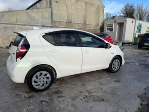 Toyota Aqua 2018 Hybrid - Image 4