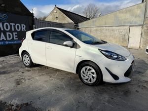 Toyota Aqua 2018 Hybrid - Image 2