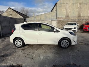 Toyota Aqua 2018 Hybrid - Image 3