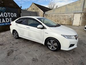 Honda Grace 2015 Leather Edition - Image 2