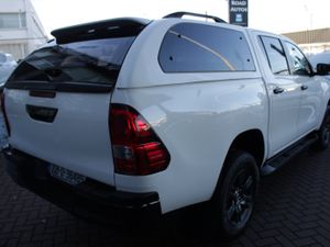 Toyota Hilux 2.4 D-4D ICON EDITION  DOUBLE CAB AUT - Image 4