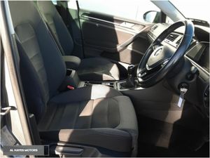Volkswagen Golf 1.6 TDI --115BHP HIGHLINE - Image 4