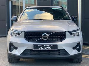 Volvo XC40 T4 Dark Plus Auto (PHEV) - Image 2