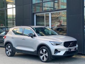 Volvo XC40 T4 Dark Plus Auto (PHEV) - Image 3