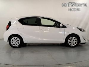 Toyota Aqua 1.8 Hybrid - Image 2