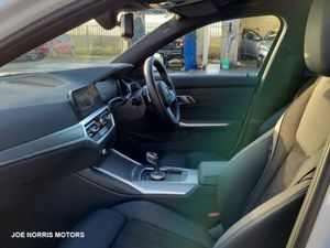BMW 3-Series 320 2.0 DIESEL XDRIVE M SPORT - Image 4