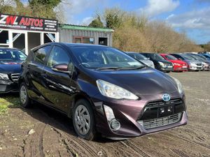 16 TOYOTA AQUA PUSH START - Image 3