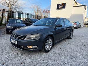 2013 (132) Volkswagen Passat 1.6 TDI Highline BMT - Image 3