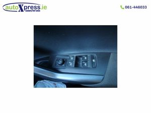 Volkswagen Polo TSI COMFORT LINE LIMITED - Image 4