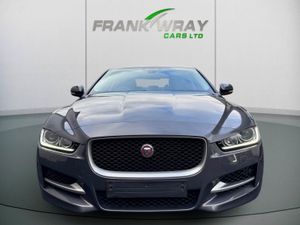 2017 JAGUAR XE  R-SPORT 2.0 D AWD AUTOMATIC *MINT* - Image 2