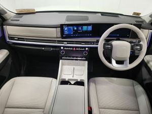 Hyundai Santa Fe Premium from €525 per month - Image 4