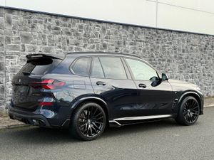 2023 BMW X5 50e M Sport M Performance FSH - Image 3