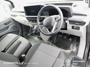 Volkswagen Transporter *** €485 P/M *** SWB 150 bh - Image 2