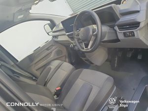 Volkswagen Transporter SWB Trend 110 bhp - Image 2