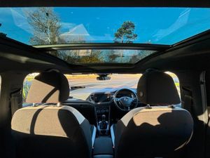 Volkswagen T-Roc 1.5 TSI 150BHP SPORT - Image 3