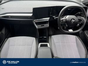 Renault Megane E-Tech EV60 220hp Techno - Image 4