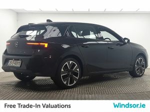 Opel Astra Electric SC Premium 54kWh - Image 3