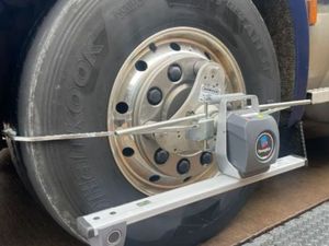 RAV 8CCD Car Tire Wheel Alignment System - Image 3