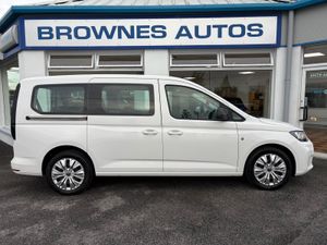 2022 Volkswagen Caddy Maxi Life 7 Seater - Image 4