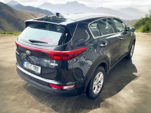 2016 Kia Sportage 1.7 D LX - Image 3