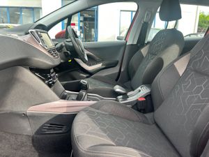 2015 PEUGEOT 2008 1.2 PETROL LOW KMS - Image 4