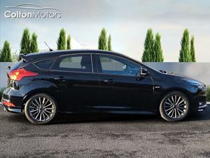 Ford Focus St-line 1.5 Tdci - Image 3