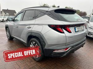Hyundai Tucson ** NOVEMEBER SPECIAL OFFER **Execut - Image 3
