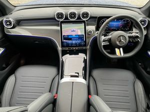 Mercedes-Benz GLC 220D AMG Line Plus 4MATIC SUV - Image 4