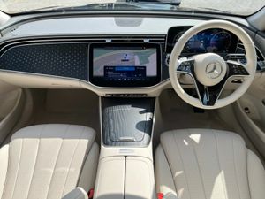 Mercedes-Benz E-Class E 220D Exclusive Plus - Image 4