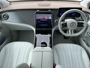 Mercedes-Benz EQE 300 SUV AMG Line - Image 4