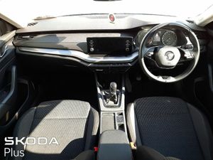 Skoda Octavia COMBI AMBITION 1.0tsi 110HP 5DR - Image 3