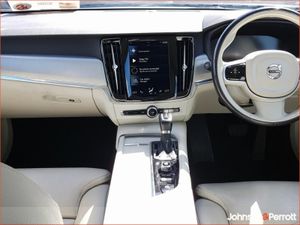 Volvo S90 D4 190hp Momentum Pro Auto (Adaptive Cru - Image 3