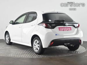 Toyota Yaris 1.5 Hybrid 5Dr Auto - Image 3