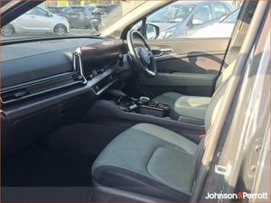 Kia Sportage Anniversary Edition Plug-in Hybrid - Image 3