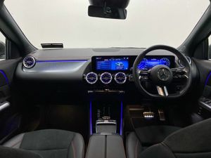 Mercedes-Benz EQA EQA 250+ AMG LINE EXECUTIVE | He - Image 4