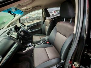 HONDA FIT DAA-GP5 HYBRID 5DR AUTO - Image 2