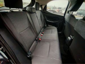 TOYOTA YARIS HYBRID LUNA AUTO 4DR - Image 3