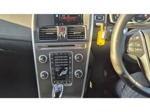 Volvo XC60 Automatic - Image 4