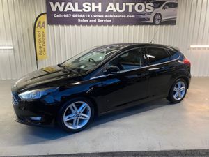 Ford Focus 1.0   ZETEC 125PS 5DR T - Image 2