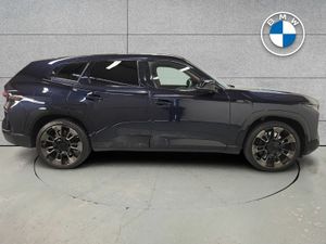 BMW XM 50e - Image 3