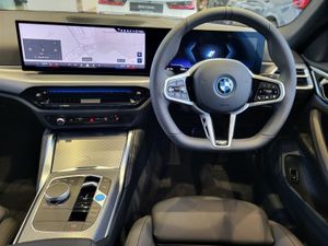 BMW i4 eDrive40 M Sport - Image 4