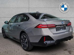 BMW 5-Series 2.0 - Image 3