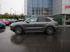 Porsche Cayenne E-Hybrid S - Image 4