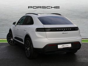 Porsche Macan 4 Electric - Image 3