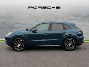 Porsche Cayenne E-Hybrid - Image 4