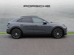 Porsche Macan Electric - Image 4