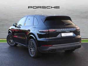 Porsche Cayenne E-Hybrid - Image 3