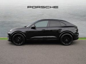 Porsche Macan Turbo - Image 4