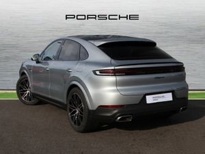 Porsche Cayenne e-Hybrid - Image 3